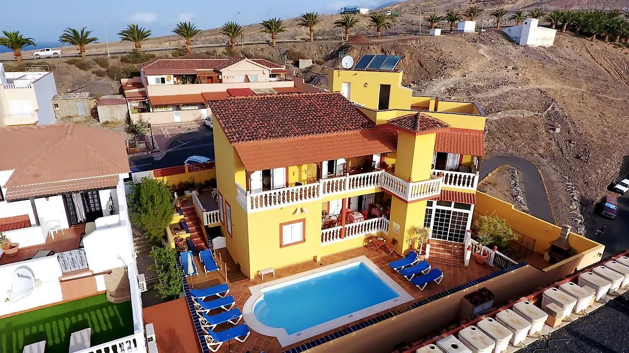 Hotel La Colina location